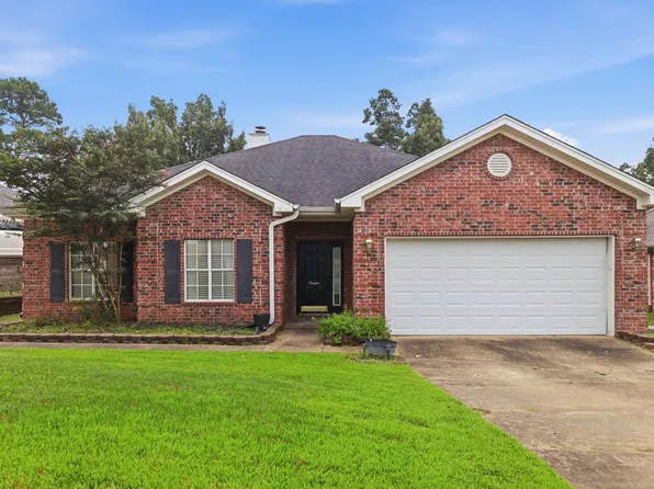 167 Diamond Pointe Dr, Maumelle, AR 72113