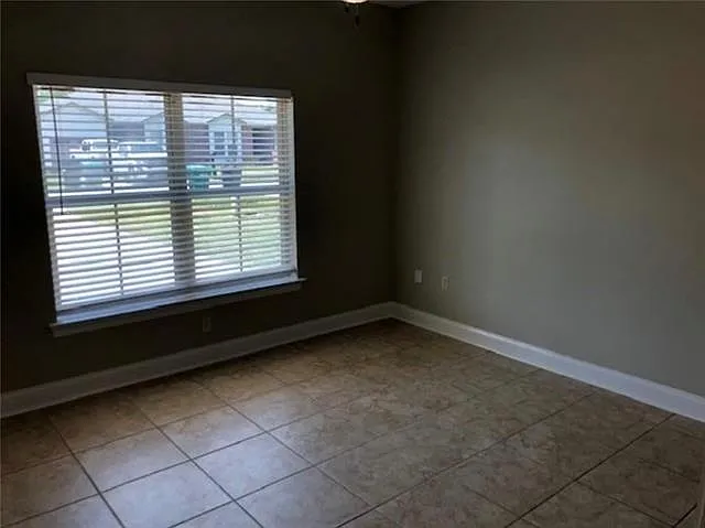 109 Village Oaks Blvd — Photo 1