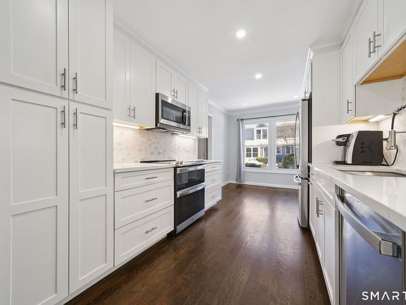 3rd image of 76 Fawn Ridge Lane #76