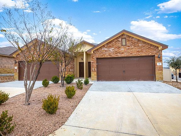 2nd image of 310 /312 Emma Drive