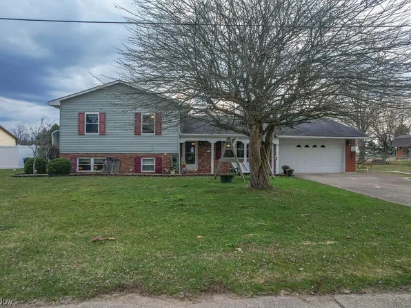 108 Belaire Dr, Marietta, OH 45750