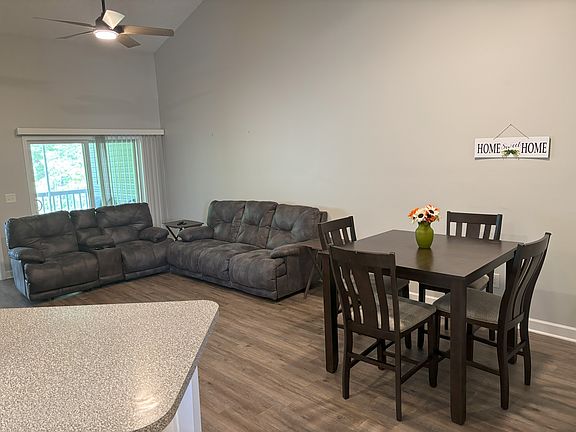 5th image of 106 Westhaven Dr APT 6F