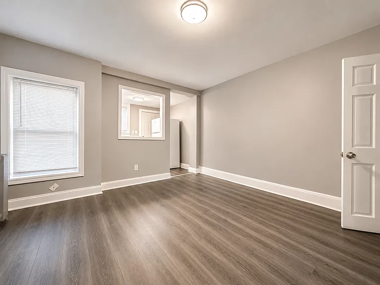 2648 W Lafayette Ave — Photo 4