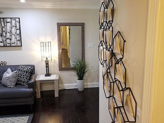 Livingroom from hallway