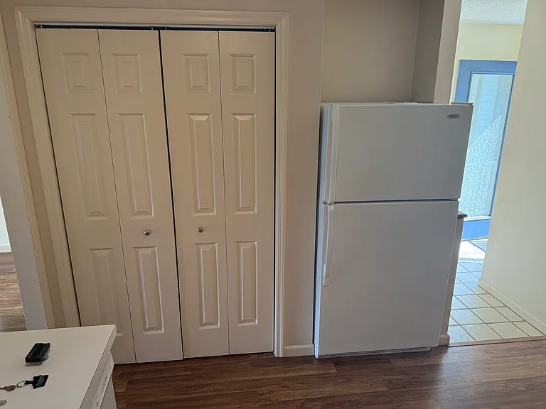 243 Eastview Cir — Photo 18