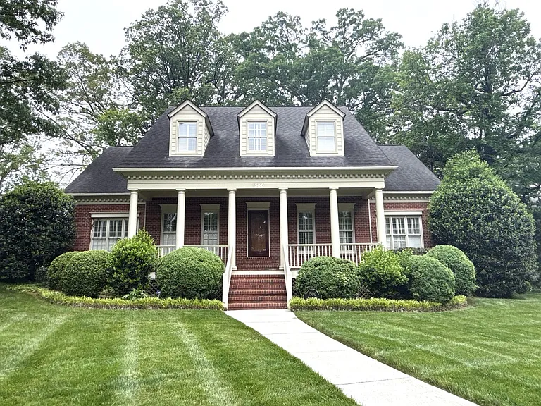 1500 Ferncliff Rd — Photo 1