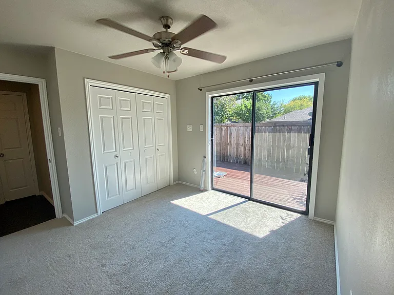 3924 Denham Way — Photo 10