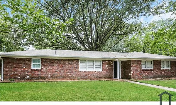 3235 Santee St — Photo 1