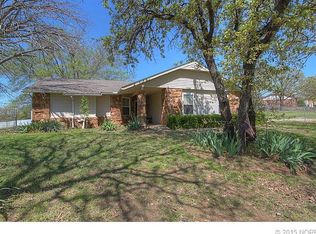1515 Ridge Oak Rd, Sapulpa, OK 74066