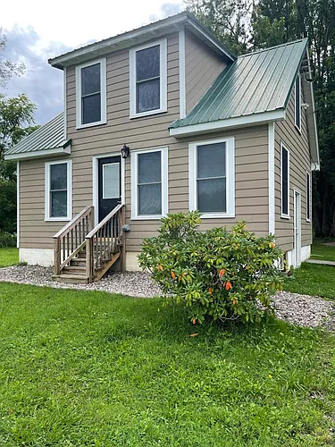 7323 Seifert Rd Photo 1