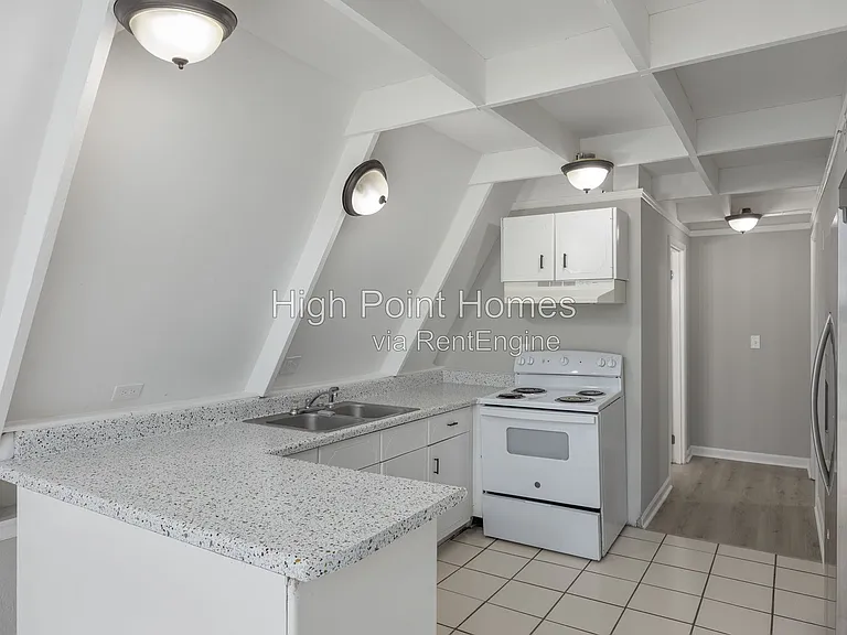 1696 Johnson Rd #B — Photo 10
