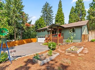 537 S 71st St, Springfield, OR 97478
