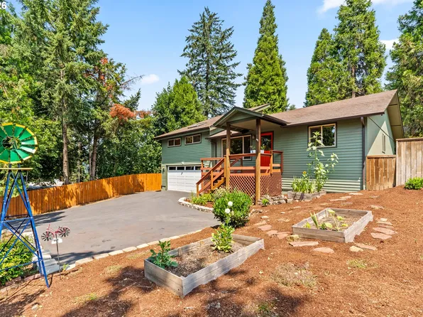 537 S 71st St, Springfield, OR 97478
