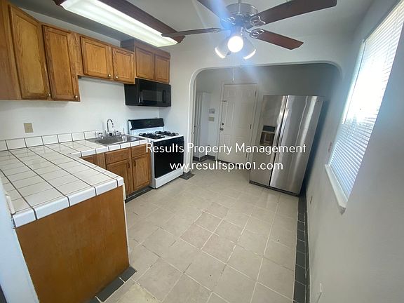 3rd image of 3929 42nd St
