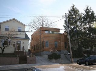 3940 50th Ave, Sunnyside, NY 11104