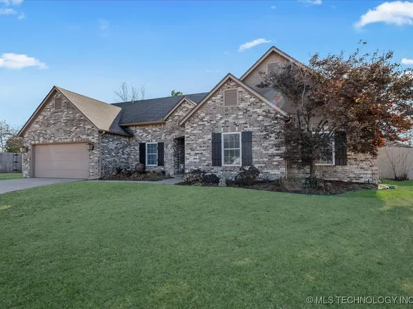 9900 N 114th East Ct, Owasso, OK 74055