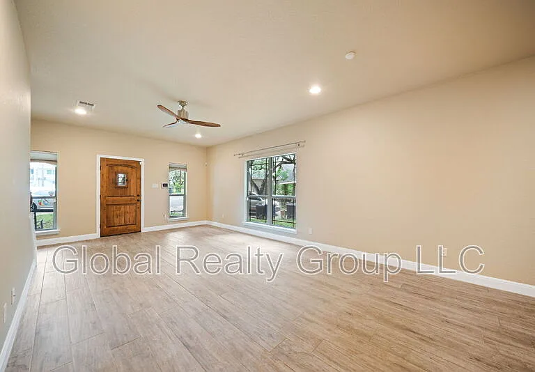635 Bluffside Dr — Photo 8
