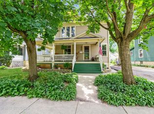 230 W Locust St, Dekalb, IL 60115