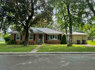 122 Jefferson St, Berlin, WI 54923