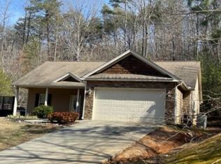 314 Yonah Springs Dr, Cleveland, GA 30528