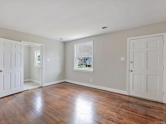 4th image of 3208 Winchester St