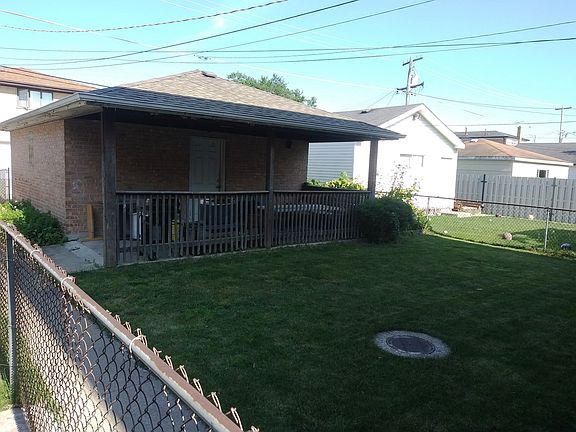 2nd image of 2843 N 74th Ave