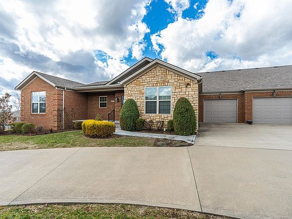 2nd image of 101 Rumsey Cir Unit C