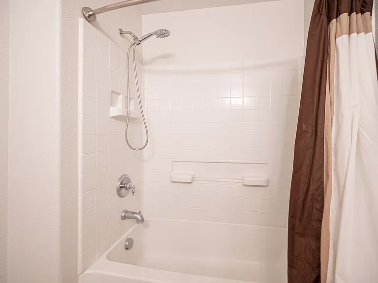 7701 W Robindale Rd #274 — Photo 23