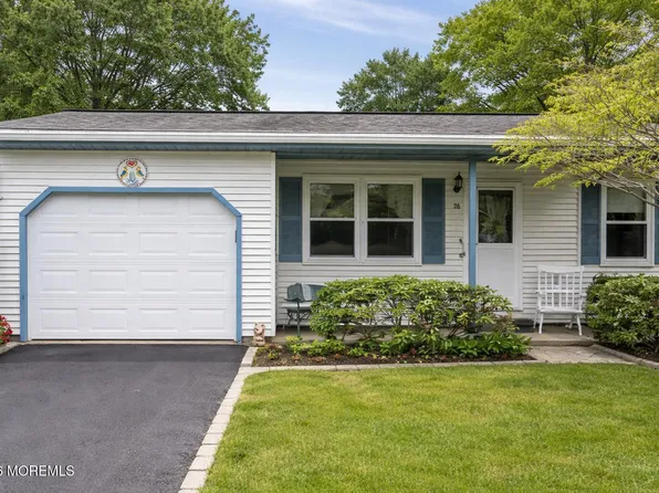28 Westport Drive #section 7, Manchester, NJ 08759