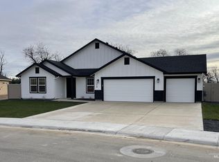 510 Redhills Ave, Middleton, ID 83644