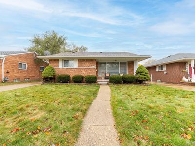 8535 Winston Ln, Dearborn Heights, MI, 48127