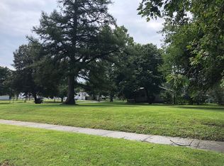 901 W Columbia Ave, Champaign, IL 61821