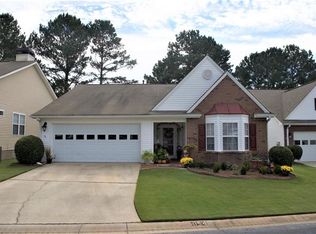 1054 Pinehurst Dr, Peachtree City, GA 30269