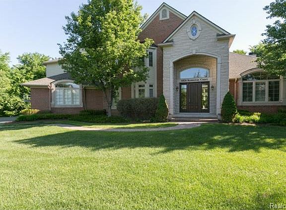 2nd image of 6826 Kennsway Ct