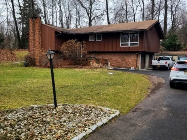 455 Lebanon St, Wyckoff Twp., NJ 07481