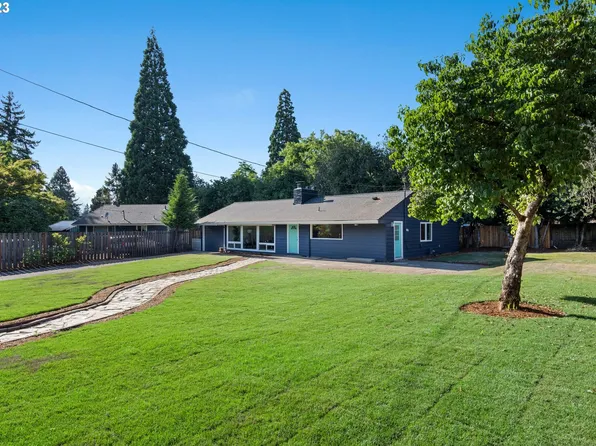 2407 SE Chestnut St, Milwaukie, OR 97267