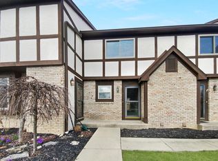 8226 Laramie Pl #2, Powell, OH 43065