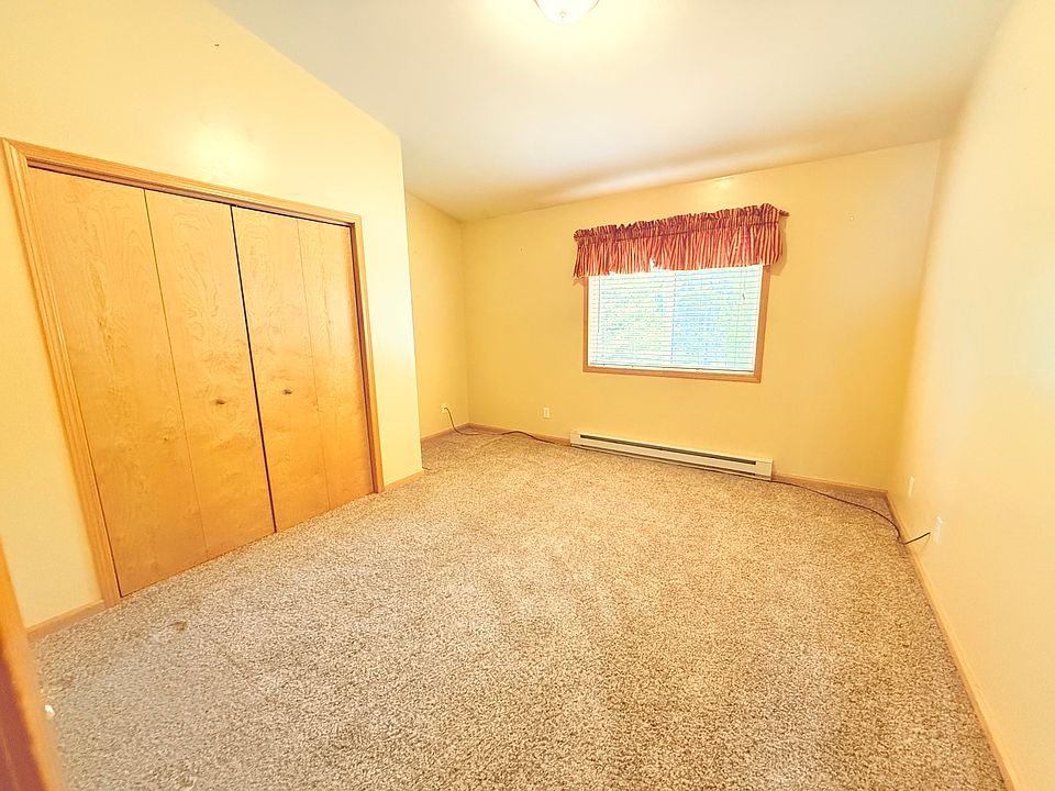 Upstairs bedroom