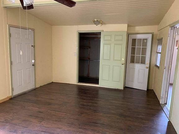 5th image of 362 E Vestal Pl