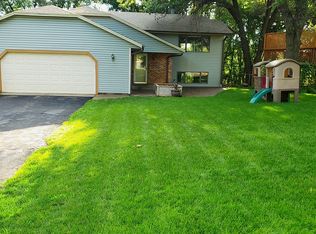 10190 Tamarack St NW, Coon Rapids, MN 55433