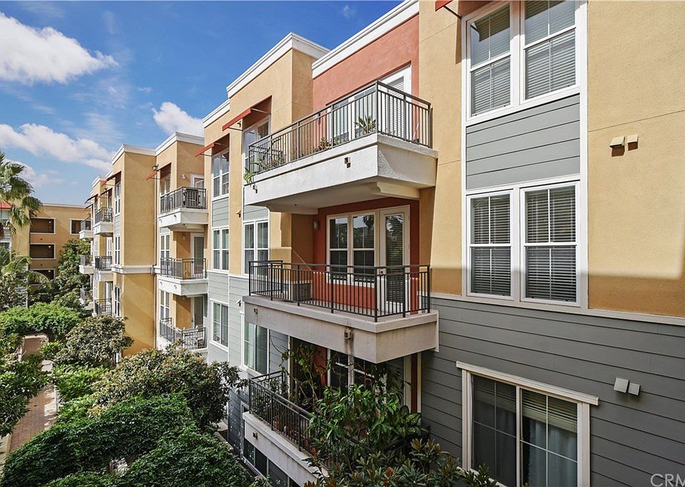 1st image of 2349 Jefferson St Unit 316