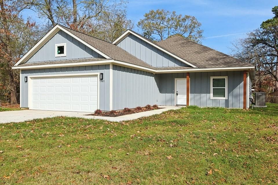 1st image of 387 Autumn Ln