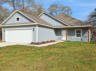 387 Autumn Ln, Livingston, TX 77351