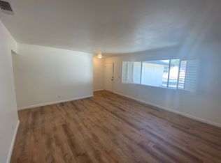 751 Higgins Rd APT 27, Barstow, CA 92311