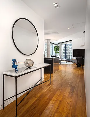 Rented by 18 REALTY | media 20