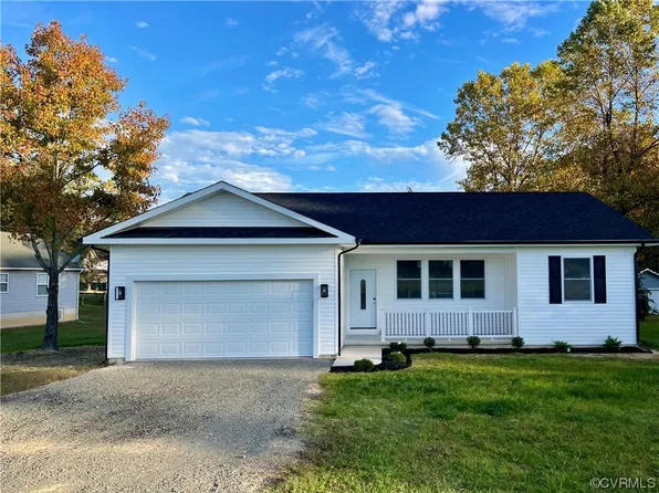 39 Cove Ln, Montross, VA 22520
