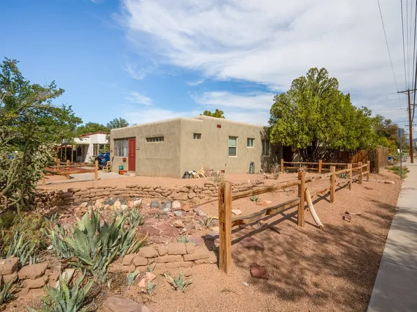 Updated 2 Bed 1 Bath in the Sweetest Part of Nob Hill, 200-202 Aliso Dr NE, Albuquerque, NM 87108
