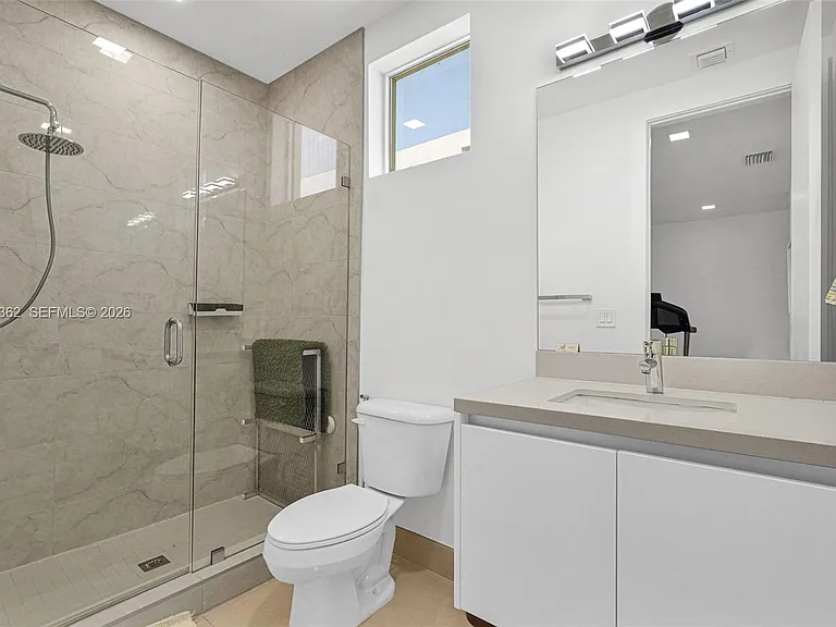7509 NW 99th Ave — Photo 35