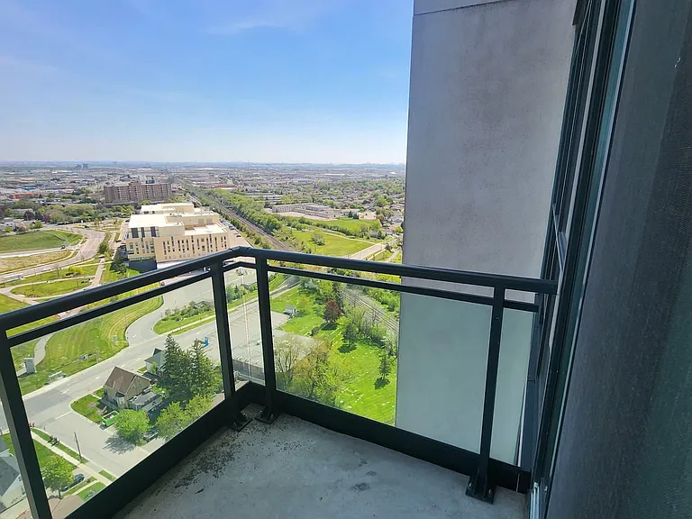 100 John St #2401 — Photo 14