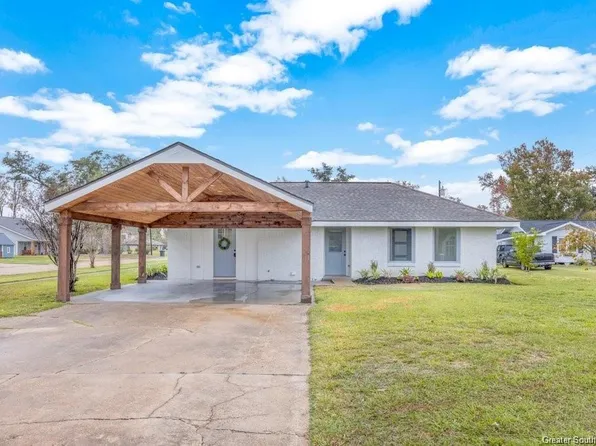 616 W Claude St, Lake Charles, LA 70605